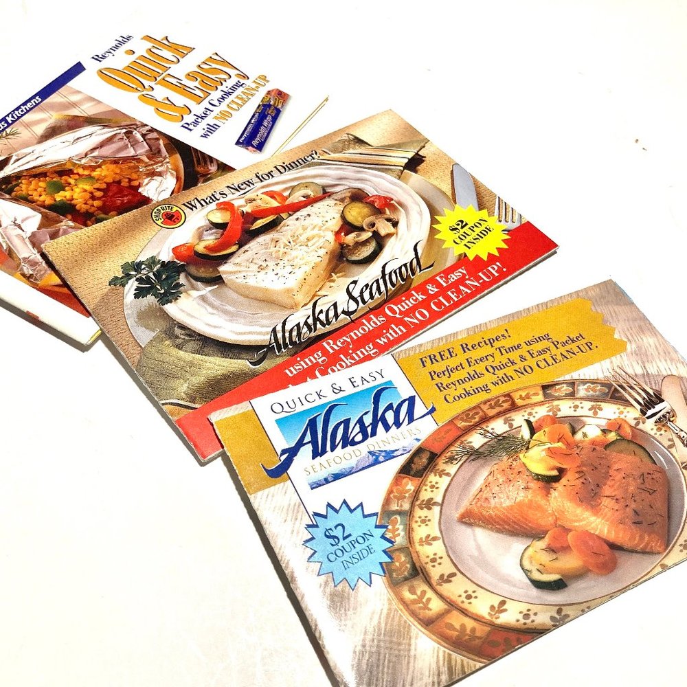 3 Vintage Reynolds Wrap promo Recipe Packets